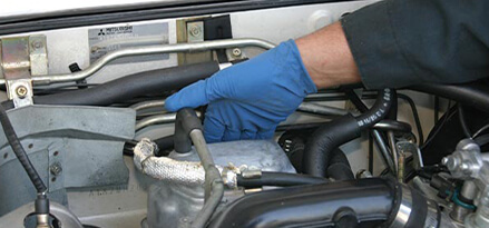 Checking engine clearance against firewall