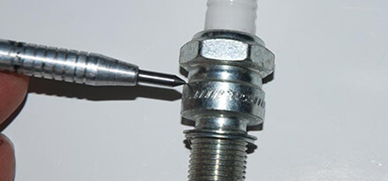 Spark plug steel shell with pointer Spark plug steel shell with pointer