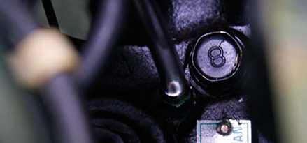 Power steering bleed valve Power steering bleed valve