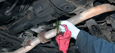 Six Steps To Changing Rear Differential Fluid | Mobil™