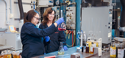 mobil services pentane insolubles in lab