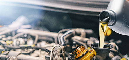 Oil Pouring in engine